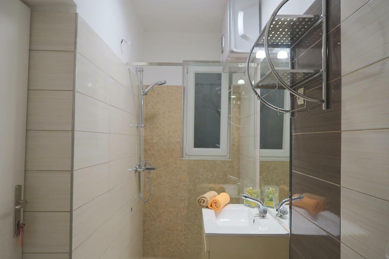 Studio Apartman Mia Stobrec Exterior photo
